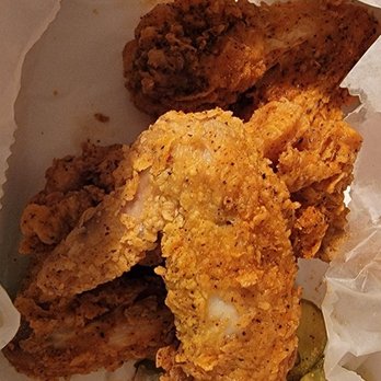 Backyard Bird - 3pc wings, pickles & pepper - Chicken Shop Near Me - Dallas, Texas