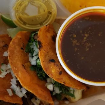La Bodega Taco Bar - Birria tacos are delicious - Tacos Near Me - St. Louis Park, Minnesota La Bodega Taco Bar - Birria tacos are delicious - Tacos Near Me - St. Louis Park, Minnesota