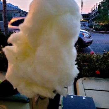 The Hive - Green apple cotton candy for dessert - Southern Near Me - Bentonville, Arkansas The Hive - Green apple cotton candy for dessert - Southern Near Me - Bentonville, Arkansas