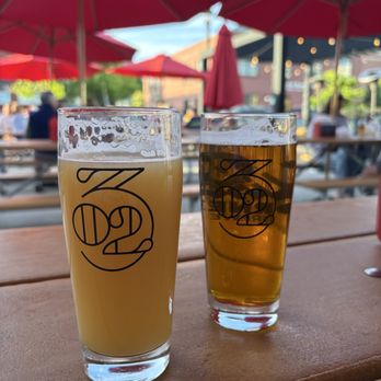 302 Wheaton - Small Wave City Club by Solemn Oath Brewery - Burgers Near Me - Wheaton, Illinois