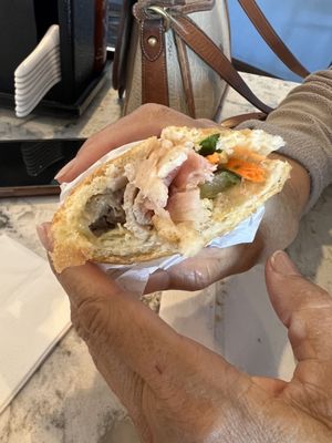 Thim Hing Banh Mi by null