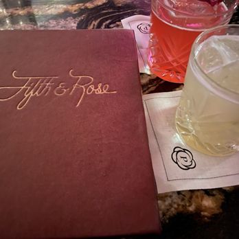 Fifth & Rose - Cocktail Bars Near Me - San Diego, California