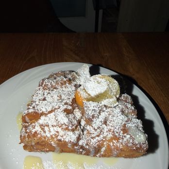 Night Kitchen - Bread Pudding - Mediterranean Near Me - Berlin, BE Night Kitchen - Bread Pudding - Mediterranean Near Me - Berlin, BE