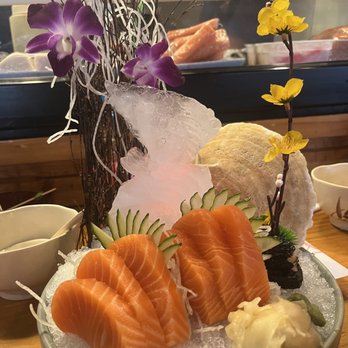 Tomo Sushi - Japanese Near Me - Colorado Springs, Colorado