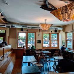 Victrola Coffee Roasters - Inside