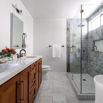 Canseco Construction - a modern bathroom with a walk in shower - General Contractors Near Me - San Francisco, California