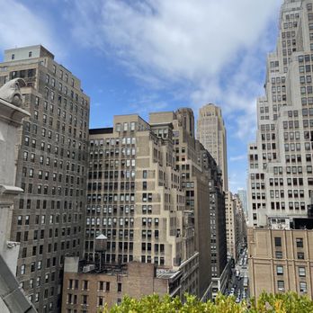 Refinery Rooftop - Lounges Near Me - New York, New York