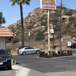 Country Creek Rv Resort - Market next door