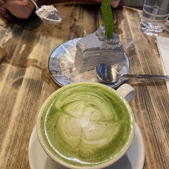 A La Mousse - Matcha Latte - Desserts Near Me - Philadelphia, Pennsylvania A La Mousse - Matcha Latte - Desserts Near Me - Philadelphia, Pennsylvania