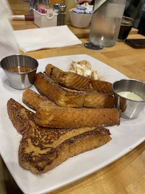 Frida Room Pilsen by null