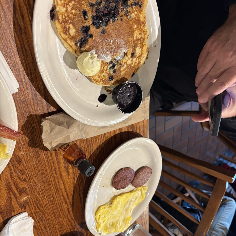 Cracker Barrel - Breakfast & Brunch Near Me - Fishkill, New York Cracker Barrel - Breakfast & Brunch Near Me - Fishkill, New York