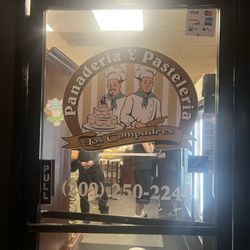 Panaderia Los Compadres - Entrance