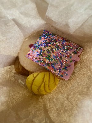 Las Delicias Panaderia Y Antojitos by null