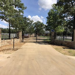 Exterior outside entrance of Bluebonnet Fences - Flower Mound, Texas Exterior outside entrance of Bluebonnet Fences - Flower Mound, Texas
