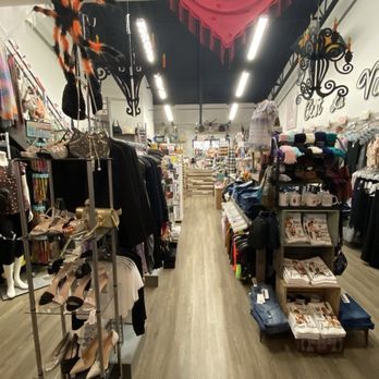 C'est La Vie Affordable Fashions - Women's Clothing Near Me - Wasilla, Alaska