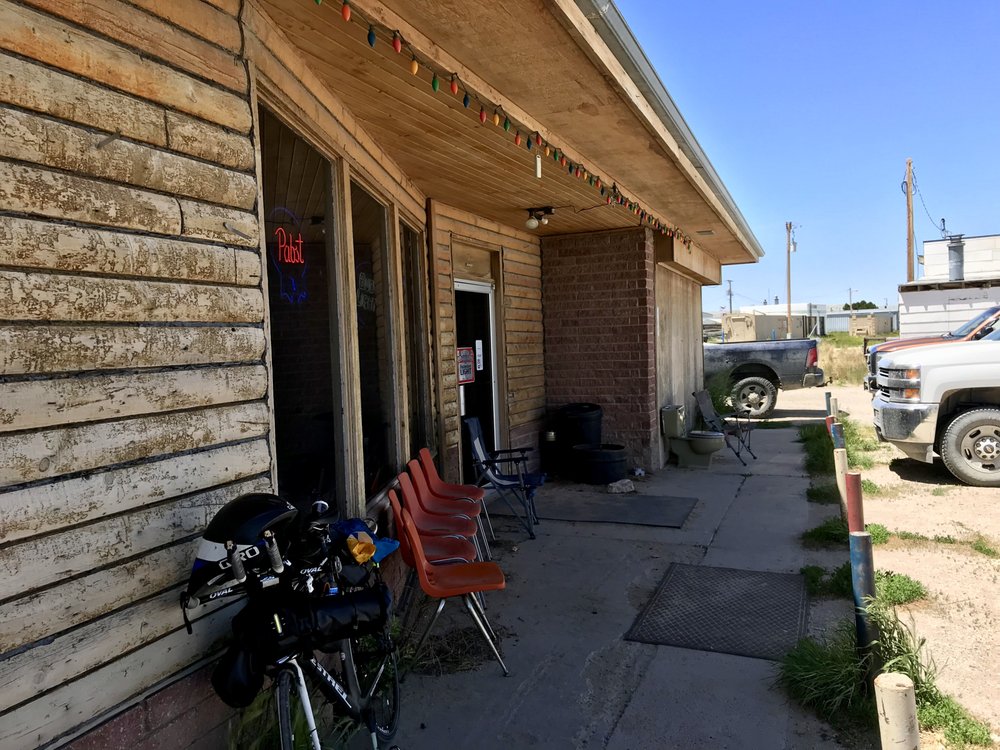 SPLIT ROCK BAR & CAFE Updated September 2024 21 Photos & 14 Reviews