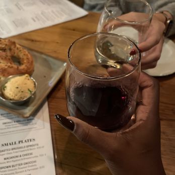 101 Craft Kitchen - Gastropubs Near Me - Fishers, Indiana