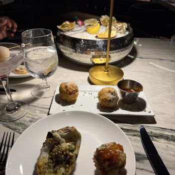 Winsome Prime - Crab beignets, Charbroiled Oysters - Sushi Bars Near Me - Dallas, Texas Winsome Prime - Crab beignets, Charbroiled Oysters - Sushi Bars Near Me - Dallas, Texas