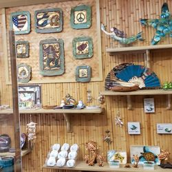 Hula Moon Gifts of Hanalei