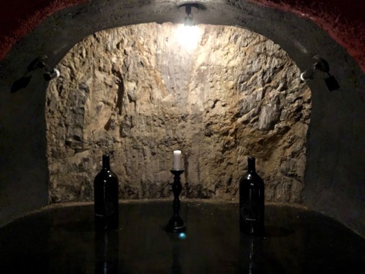 Merus Wines by null