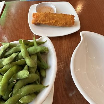 Tommy's Thai Restaurant - Edamame and Egg Roll - Thai Near Me - Denver, Colorado Tommy's Thai Restaurant - Edamame and Egg Roll - Thai Near Me - Denver, Colorado
