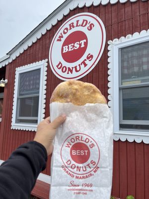 World's Best Donuts by null