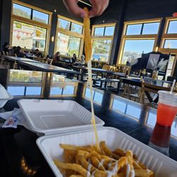 Blue's Beach Burgers - Cheese fries