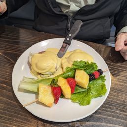 Steak & Eggs Benedict Steak & Eggs Benedict