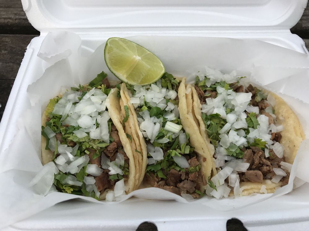 Guzman's Restaurant Logo