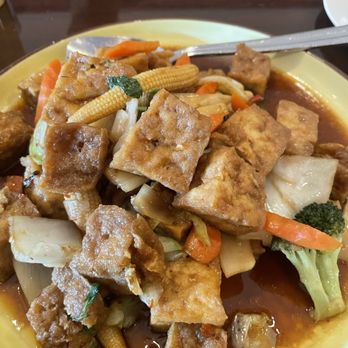 Sortrel Thai - Tofu with Chili and Basil *** with extra added veggies - Thai Near Me - Sterling, Virginia Sortrel Thai - Tofu with Chili and Basil *** with extra added veggies - Thai Near Me - Sterling, Virginia