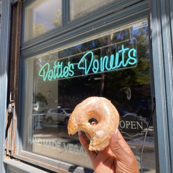 Dottie's Donuts - Donuts Near Me - Philadelphia, Pennsylvania Dottie's Donuts - Donuts Near Me - Philadelphia, Pennsylvania