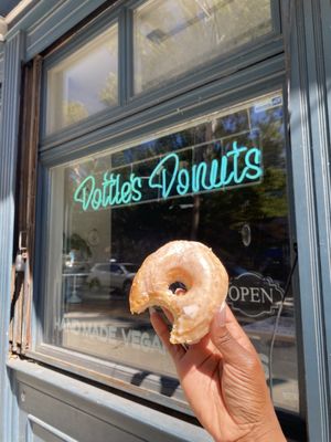 Dottie's Donuts by null