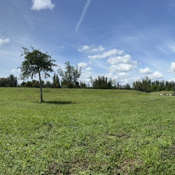 CB Smith Park - Super spacious sites up top in the 100's - Parks Near Me - Pembroke Pines, Florida CB Smith Park - Super spacious sites up top in the 100's - Parks Near Me - Pembroke Pines, Florida
