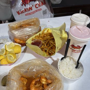 The Kickin Crab - Cajun Fries, 1 lb. Shrimp, Steamed Rice. - Seafood Near Me - Bell Gardens, California
