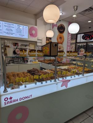 Sarah Donuts by null