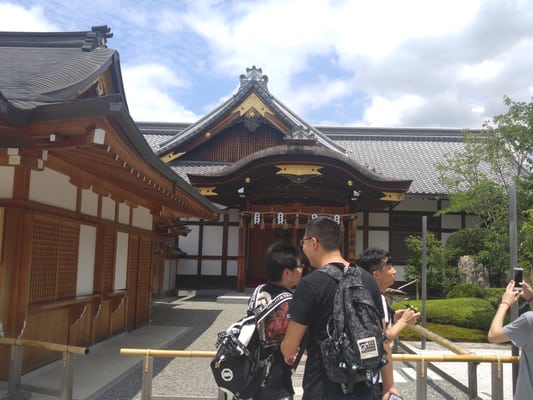 Senbon Torii (Thousand Torii Gates) by null