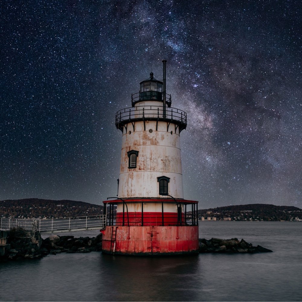 Lighthouse at Night Lighthouse at Night