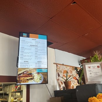 Es Que Market - Sandwiches Near Me - Albuquerque, New Mexico