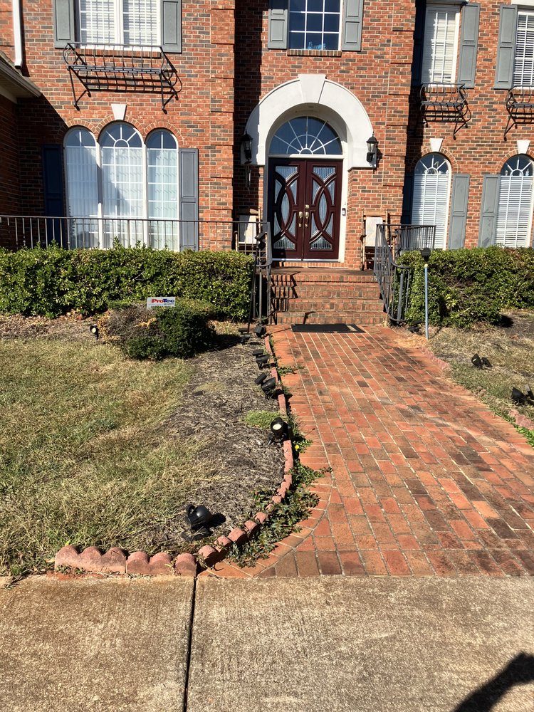 Slide of That guy landscaping