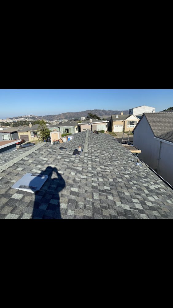 Slide of Jorge's Roofing Construction