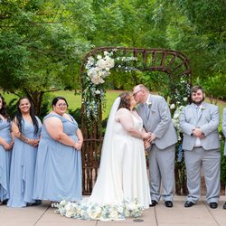 Magnificent Moments - Wedding Photography