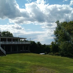 Ardmore Mansion - Beautiful grounds for an outdoor wedding with plenty of grassy space for guests to enjoy.