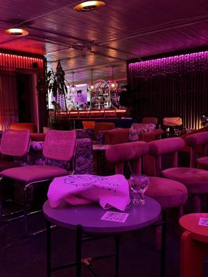 Gemini Room by null