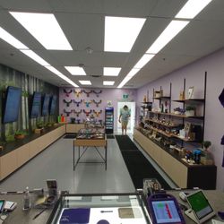 Purple Moose Weed Store Oshawa - Purple Moose Weed Store Oshawa
