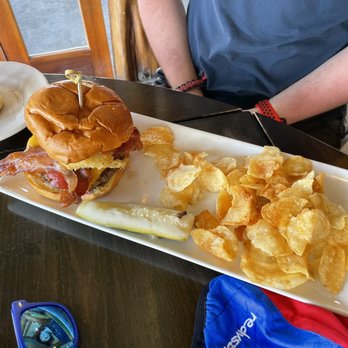 Kona Brewing - Burger was amazing. - Pubs Near Me - Honolulu, Hawaii Kona Brewing - Burger was amazing. - Pubs Near Me - Honolulu, Hawaii