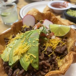 Taco salad with carne asada. Super flavorful and the tortilla bowl was scrumptious!