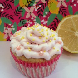 Boutique Bakes 805 - Vegan pink lemonade cupcake
