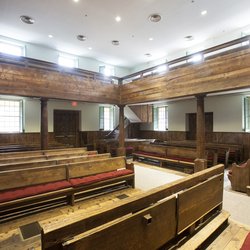 Burlington Meeting House and Center For Conference - 1783 Quaker meetingroom