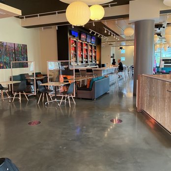 ALOFT RALEIGH - Updated March 2026 - 196 Photos & 94 Reviews - 2100 ...