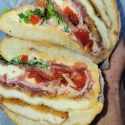 p‘s Deli 180s.jpg